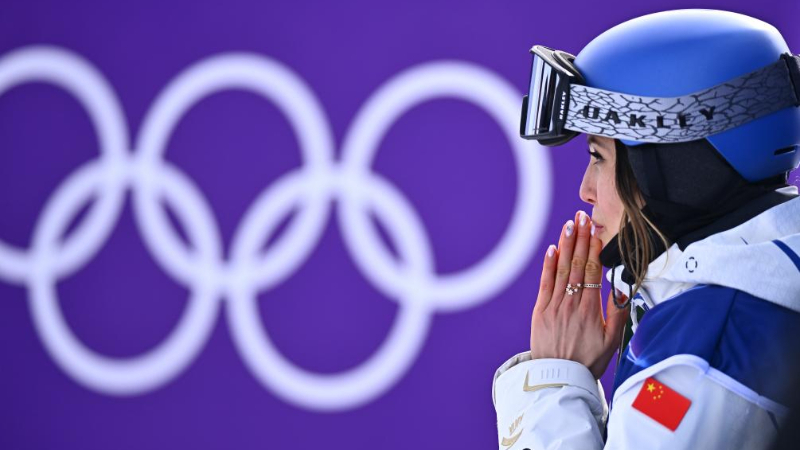 Liu Jiayu after crash during 2026 Winter Olympics Women’s Snowboarding Halfpipe event in Milano Cortina